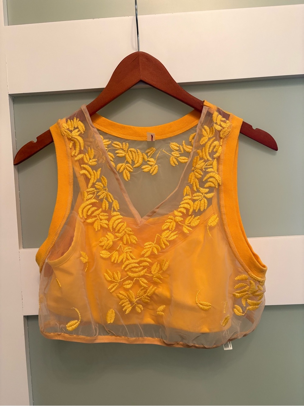 Free People movement Lace Yellow Sports Bra Size Small